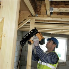 F21PL-E GWOŹDZIARKA 2IN1 (DWU FUNKCYJNA) NA GWOŹDZIE RH & MCN ŁĄCZONE SZEREGOWO POD KATEM 21°