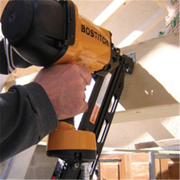 F21PL-E GWOŹDZIARKA 2IN1 (DWU FUNKCYJNA) NA GWOŹDZIE RH & MCN ŁĄCZONE SZEREGOWO POD KATEM 21°