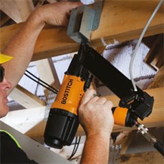 MCN250-E GWOŹDZIARKA DO łączników METALOWYCH